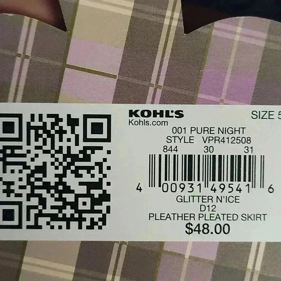 Vera Wang Princess Born to Rule Black dress with surface texture design - Picture 8 of 8